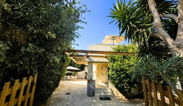 Villa Marina Art Guesthouse