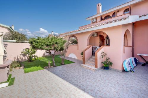 Villa Ornella - 3 bagni, giardino, mare a 1 minuto