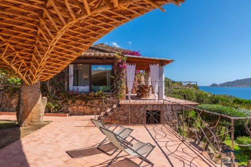 Villa Piperita - By Searly