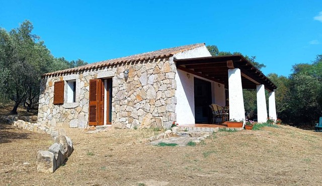Villino Pavoncella 350 meters from the beach of Porto istana