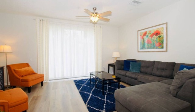 Vista Cay at Epic Universe : Luxury 3 bedroom Townhouse in Orlando
