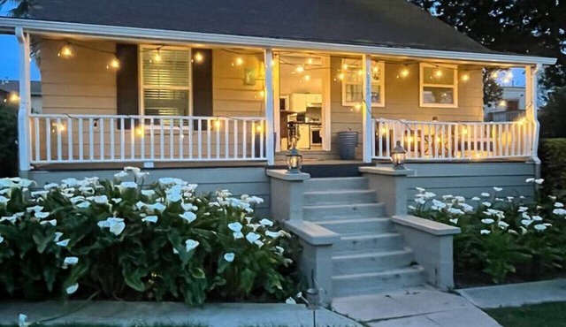 Walk to Downtown | Workspace + Pet Friendly in Pleasanton