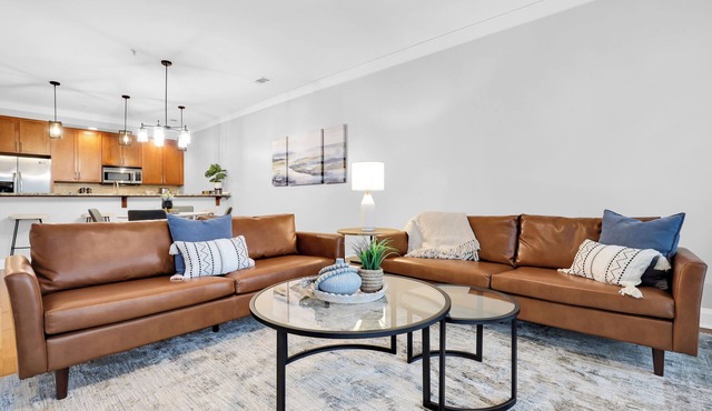 Walk to Forsyth + River St | Gated Parking + 2 Ensuites | The Juliette in Savannah