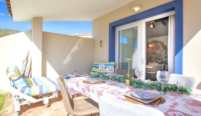 Wonderful private villa for 4 people with A/C, TV and terrace