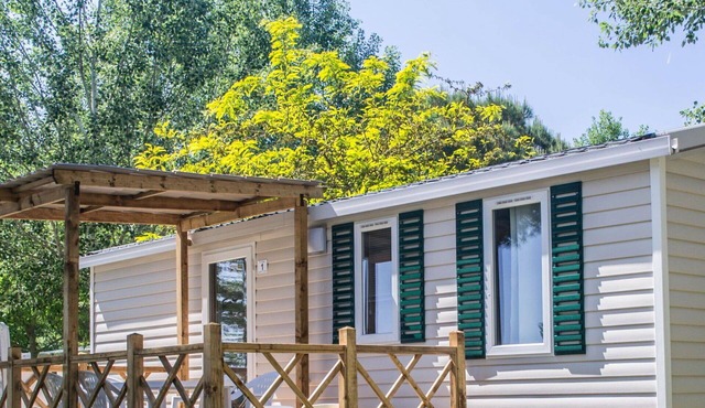 Wonderful private villa for 5 guests with A/C, pool, WIFI, terrace and pets allowed