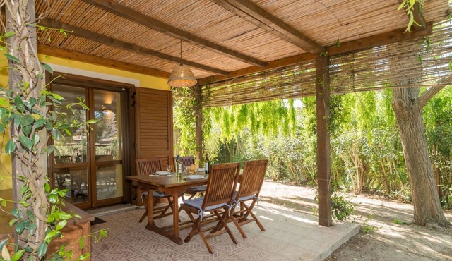 Wonderful villa for 4 people with WIFI, A/C, TV, pets allowed and parking