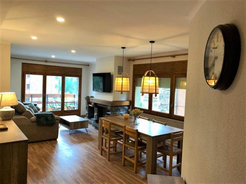 Apartamento en Llivia con piscina in Llivia