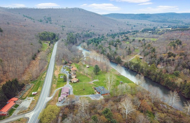 Cut Lodge 
