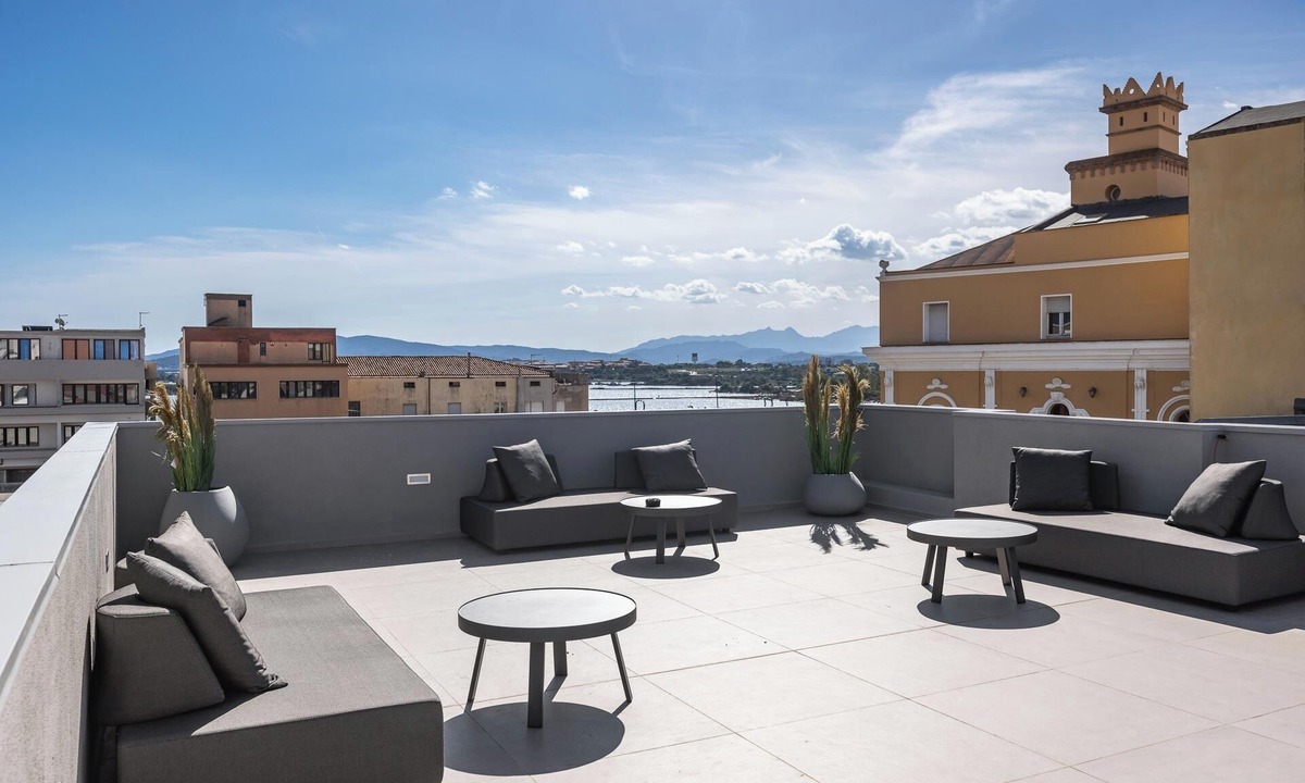 Olbia City Centre House | RH Lifestyle Rooms & Suites