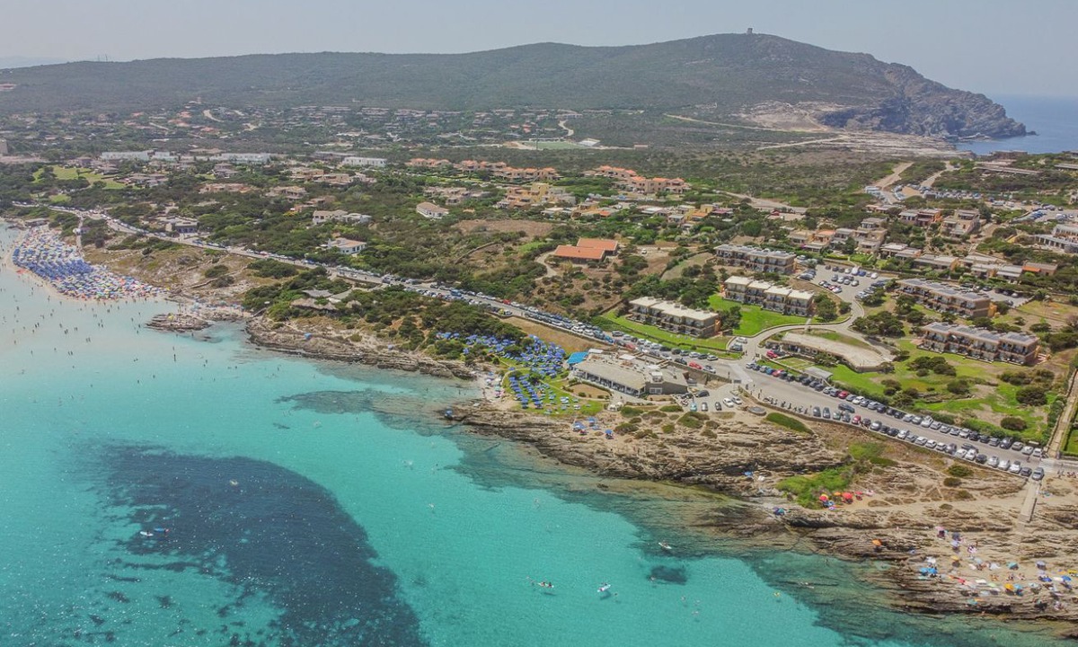 La Pelosa Villa | Exclusive Villa Overlooking La Pelosa Beach