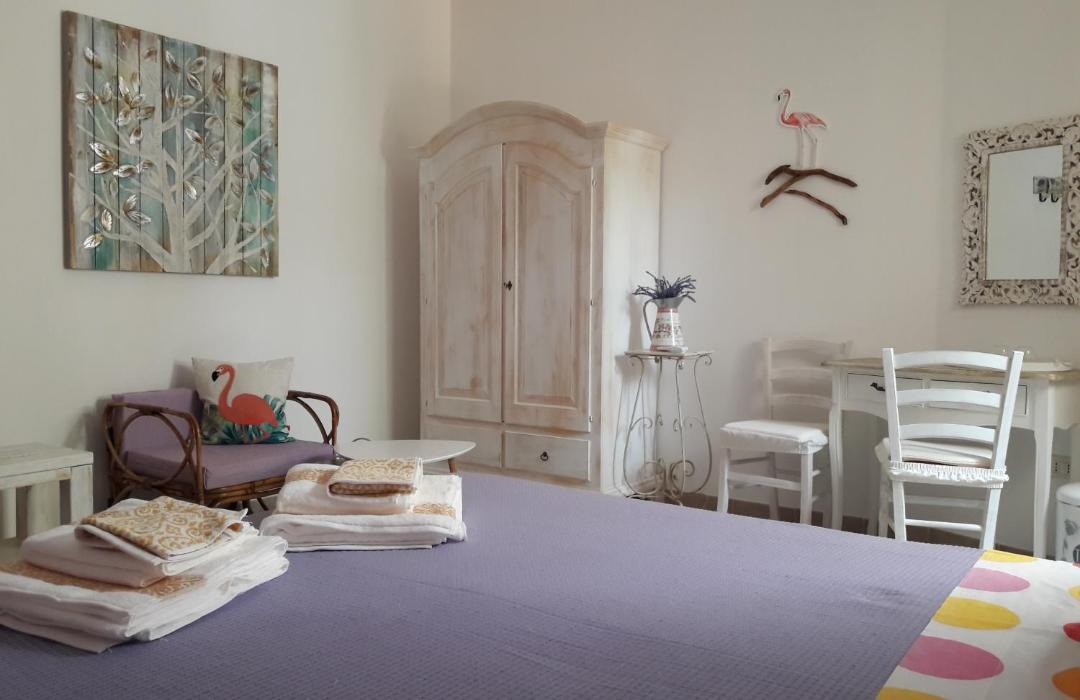 Oristano Historic Centre Bed & Breakfast | Angolo Verde