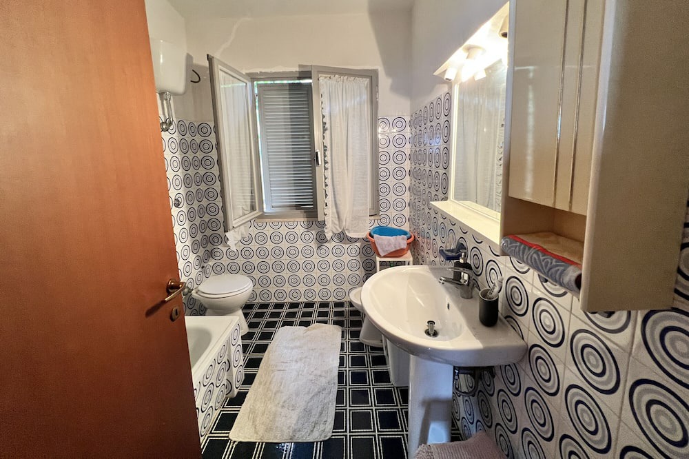 Photo of Bathroom in Porto Alabe