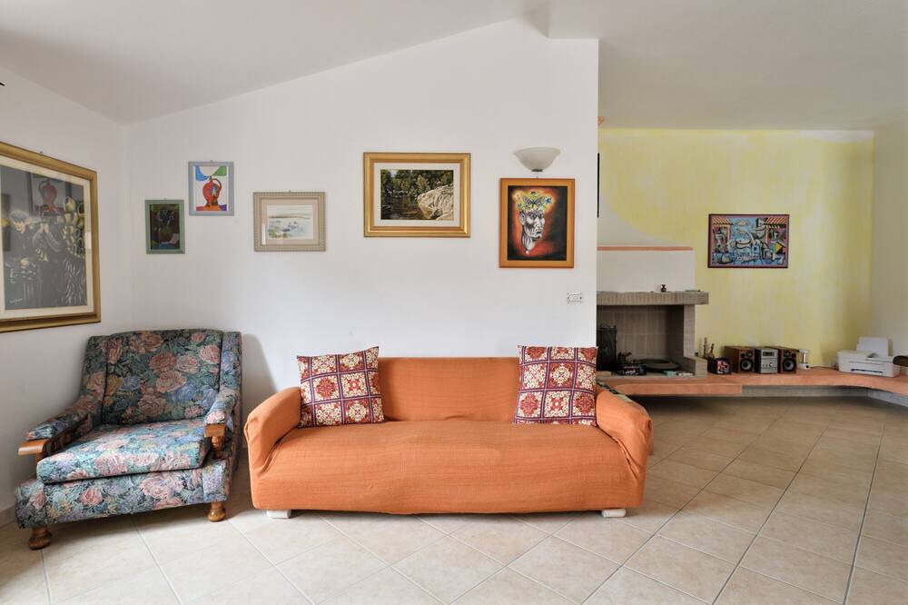 Photo of Livingroom in Dorgali