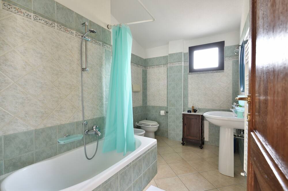 Photo of Bathroom in Dorgali