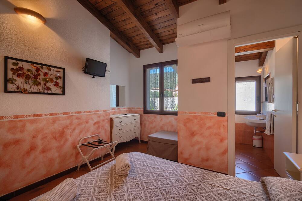Photo of Bedroom in Fluminimaggiore