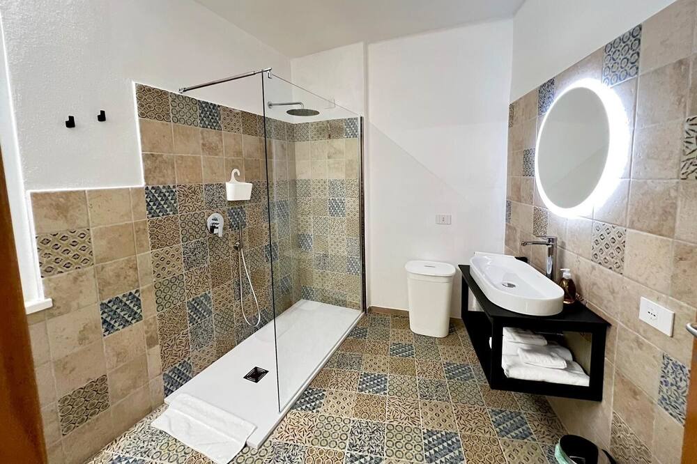 Photo of Bathroom in Girasole