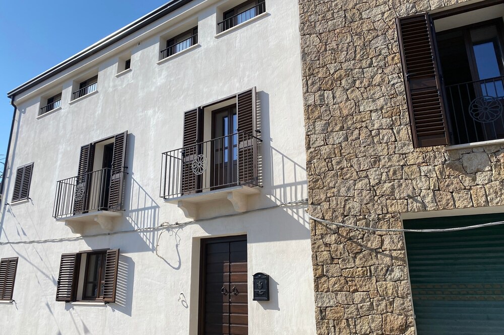 Photo of Outdoor in Girasole