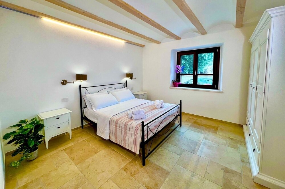 Photo of Bedroom in Girasole