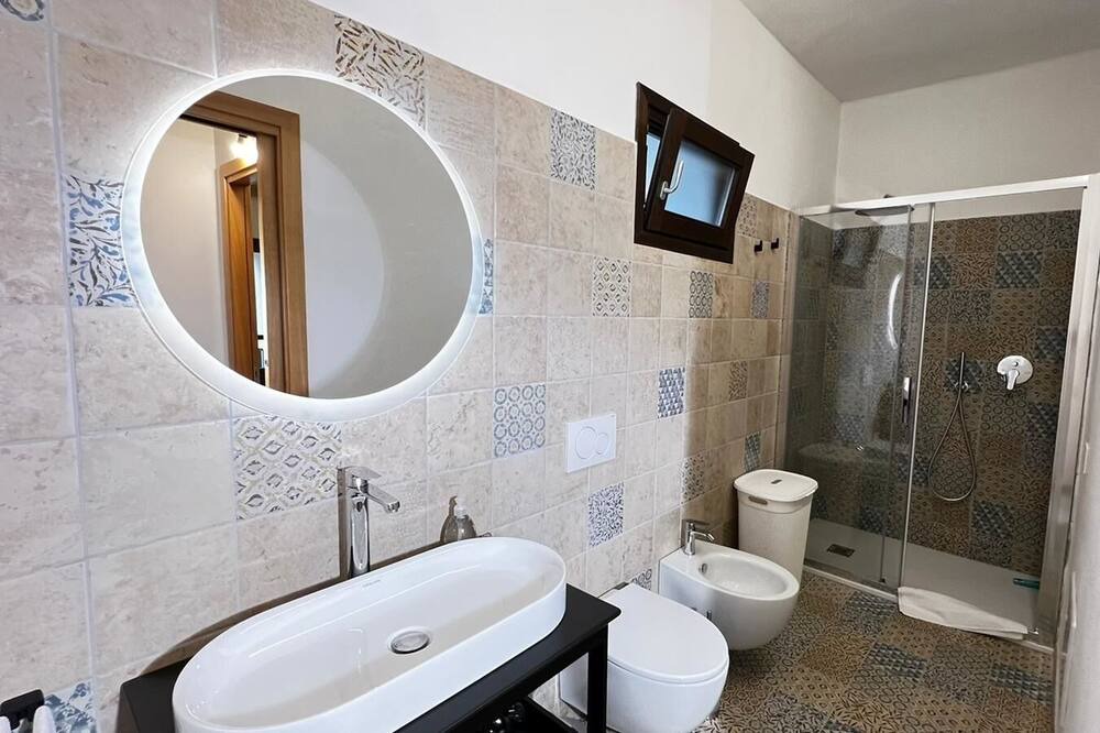 Photo of Bathroom in Girasole