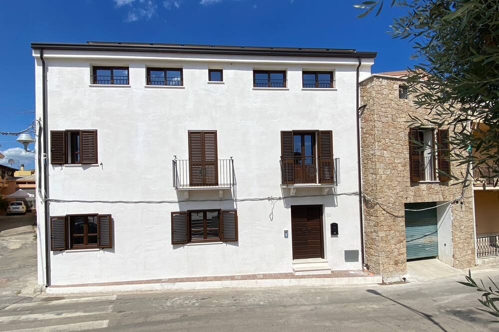 Photo of Outdoor in Girasole