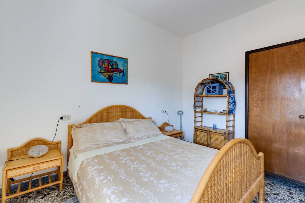 Photo of Bedroom in Magomadas