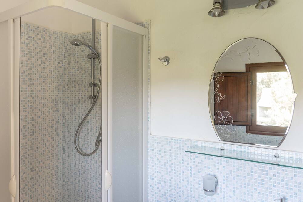 Photo of Bathroom in Galtelli