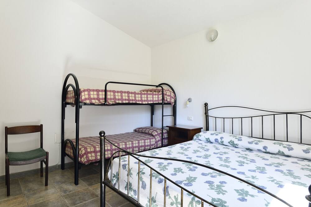 Photo of Bedroom in Elini