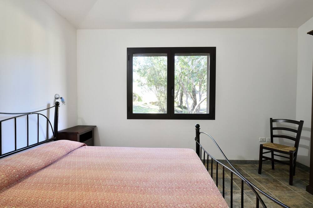 Photo of Bedroom in Elini