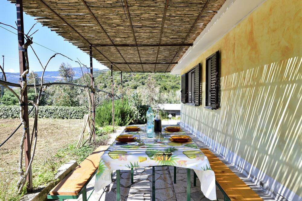 Photo of Outdoor in Elini
