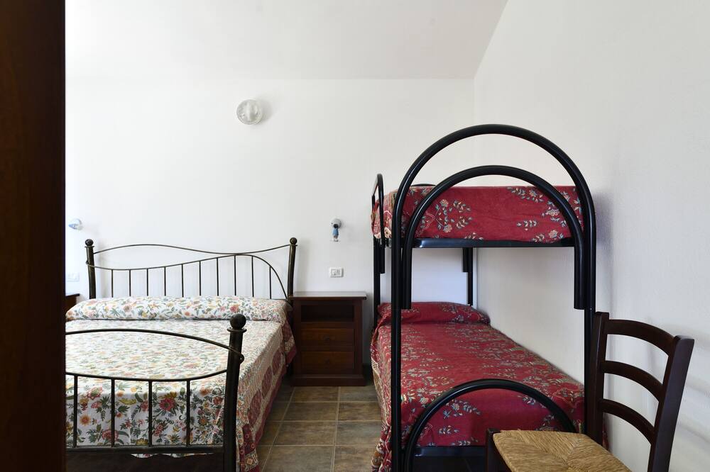 Photo of Bedroom in Elini