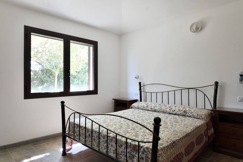 Photo of Bedroom in Elini