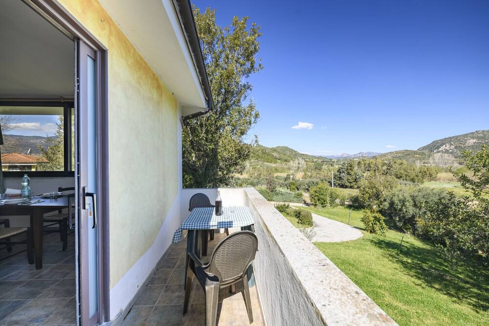 Photo of Outdoor in Elini