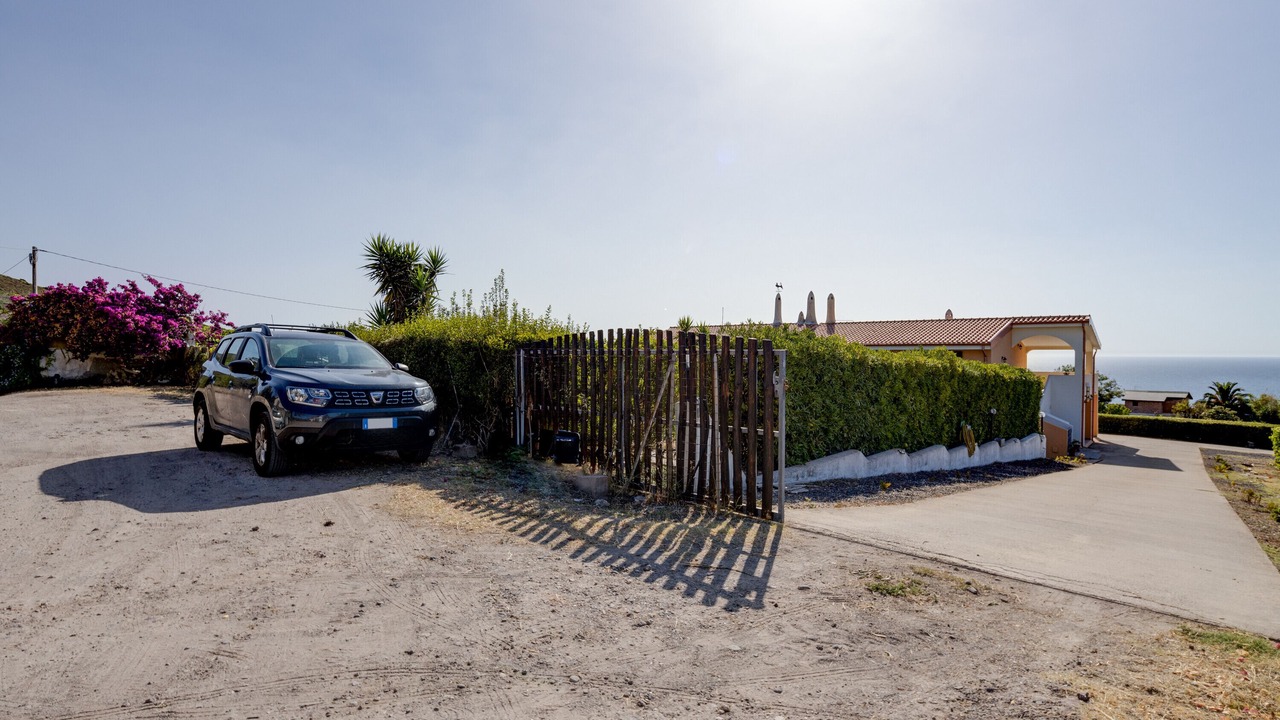 Photo of Outdoor in Magomadas
