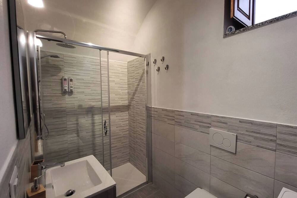 Photo of Bathroom in Cuglieri