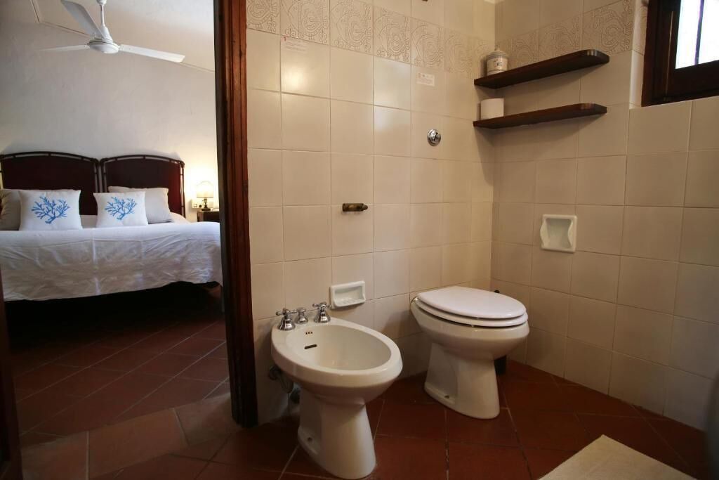 Photo of Bathroom in Notteri
