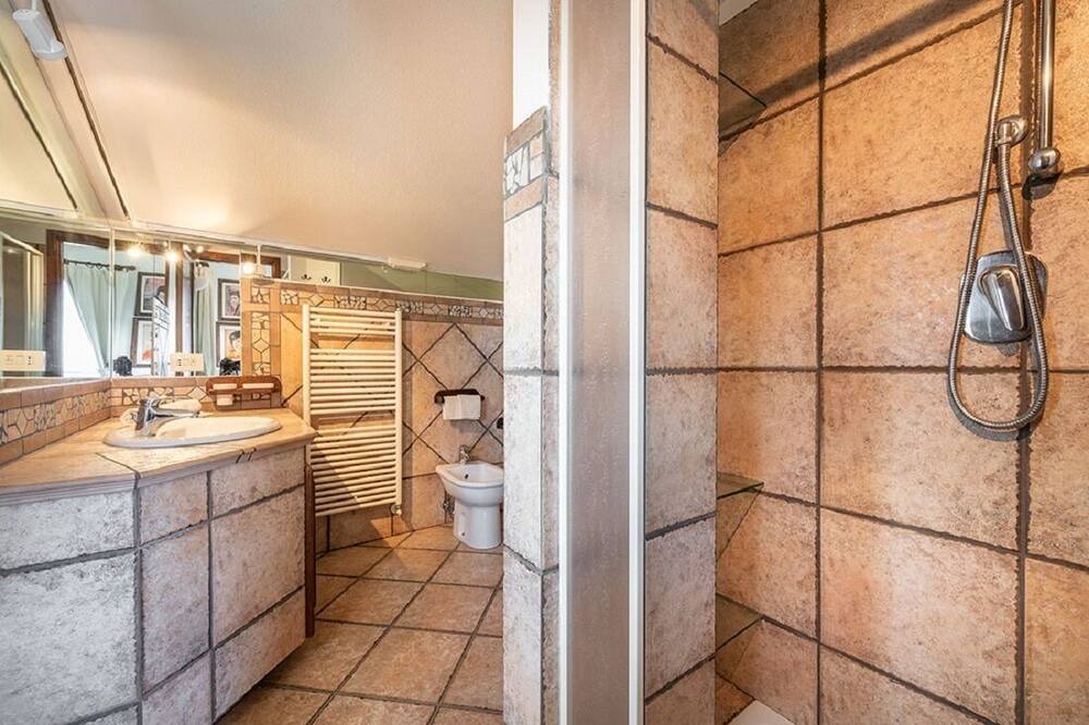 Photo of Bathroom in Cala Gonone