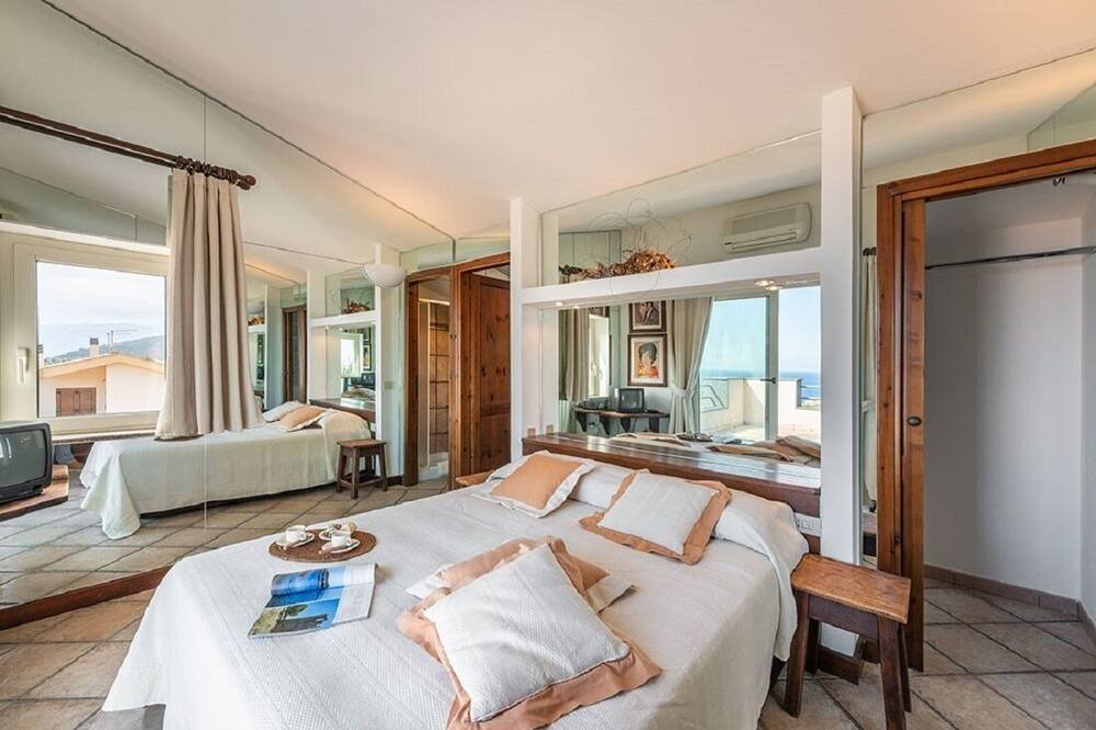 Photo of Bedroom in Cala Gonone