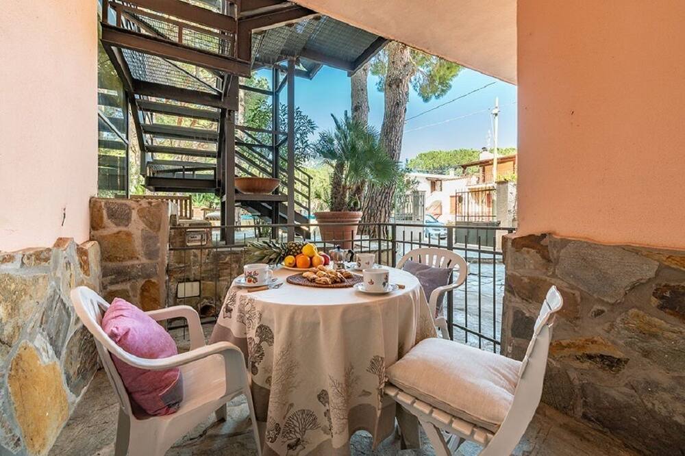 Photo of Patio Balcony in Cala Gonone