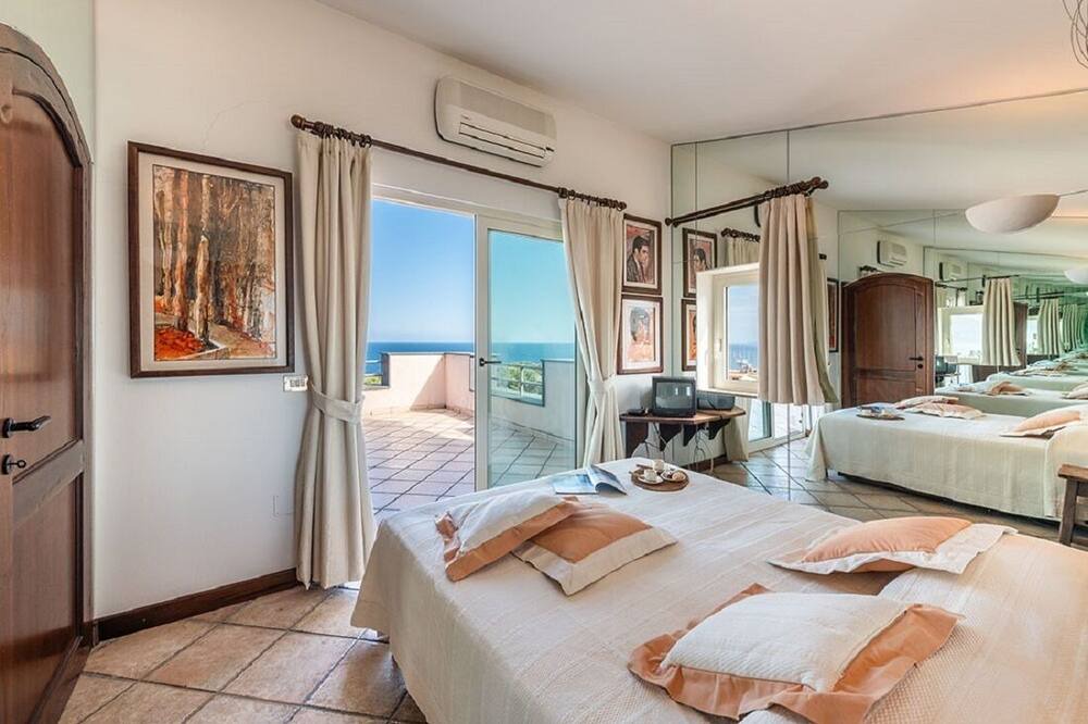 Photo of Bedroom in Cala Gonone