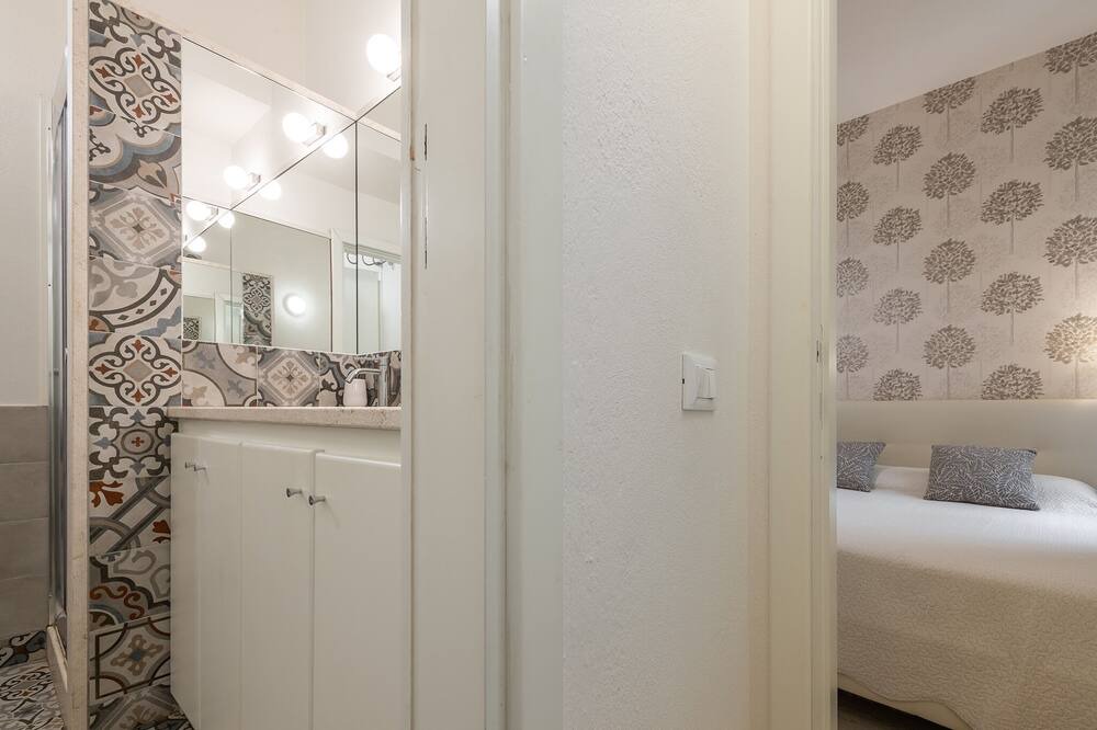 Photo of Bedroom in Historic Castle District