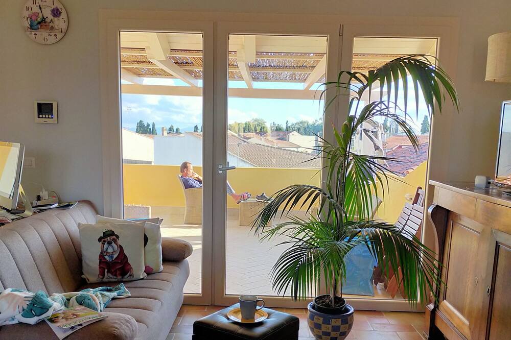 Photo of Livingroom in Ploaghe