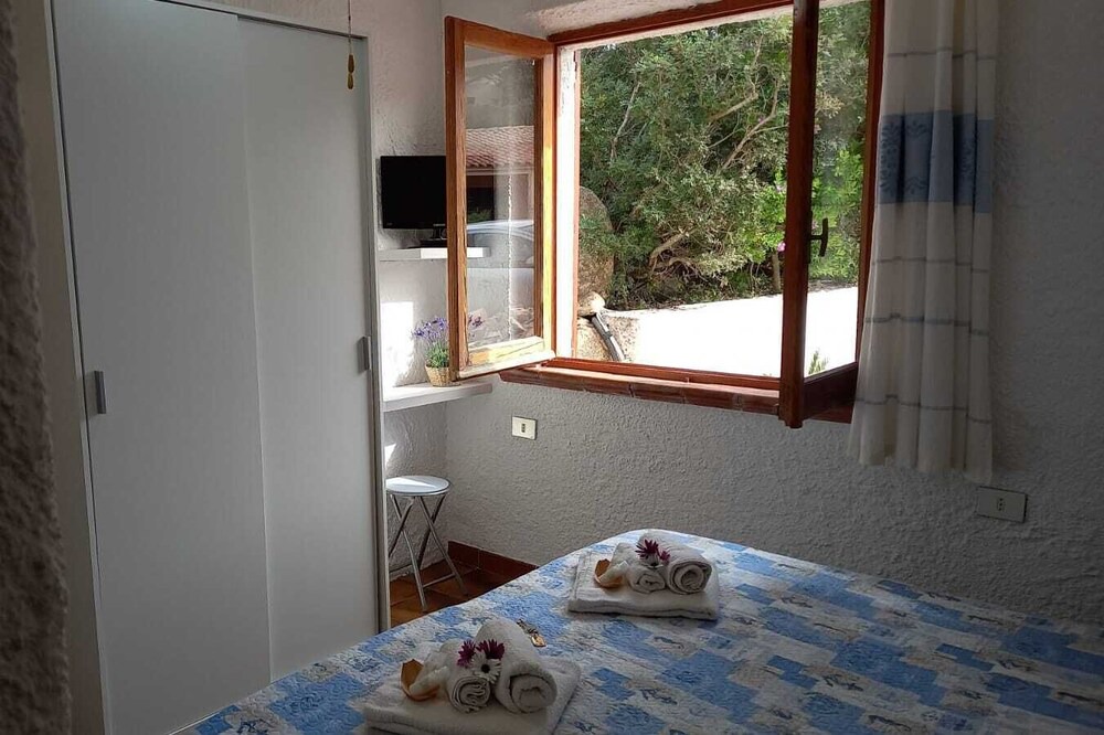 Photo of Bedroom in Rena Majore