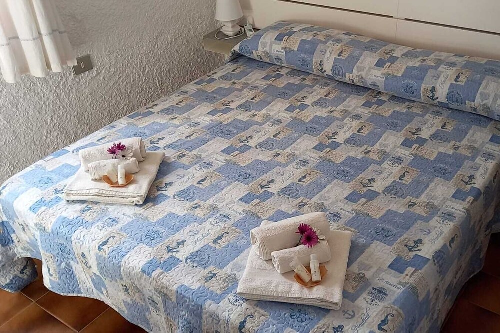 Photo of Bedroom in Rena Majore