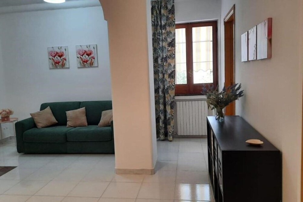 Photo of Livingroom in Piazza-Tralia-Pendolo