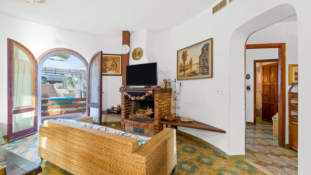 Photo of Livingroom in Porto Pino