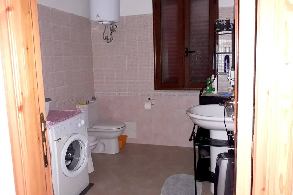 Photo of Bathroom in Castelsardo Historic Centre