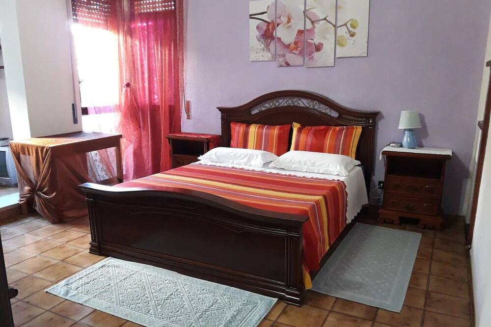 Photo of Bedroom in Maddalenedda