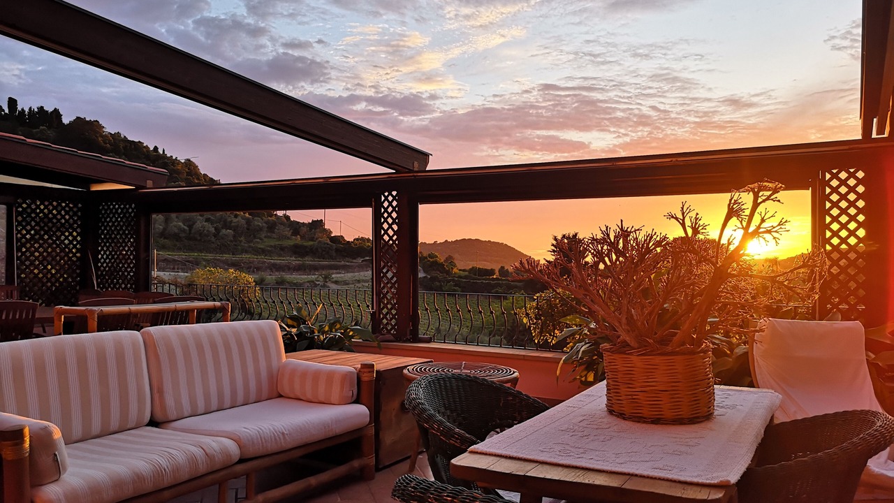 Photo of Patio Balcony in Magomadas