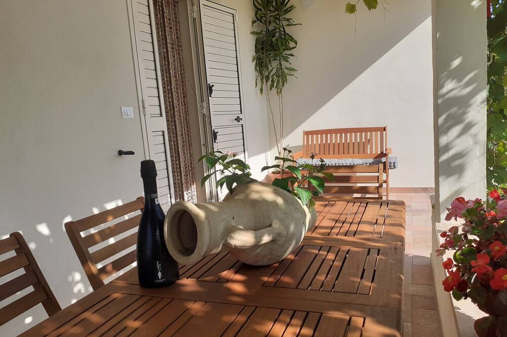 Photo of Patio Balcony in Orosei