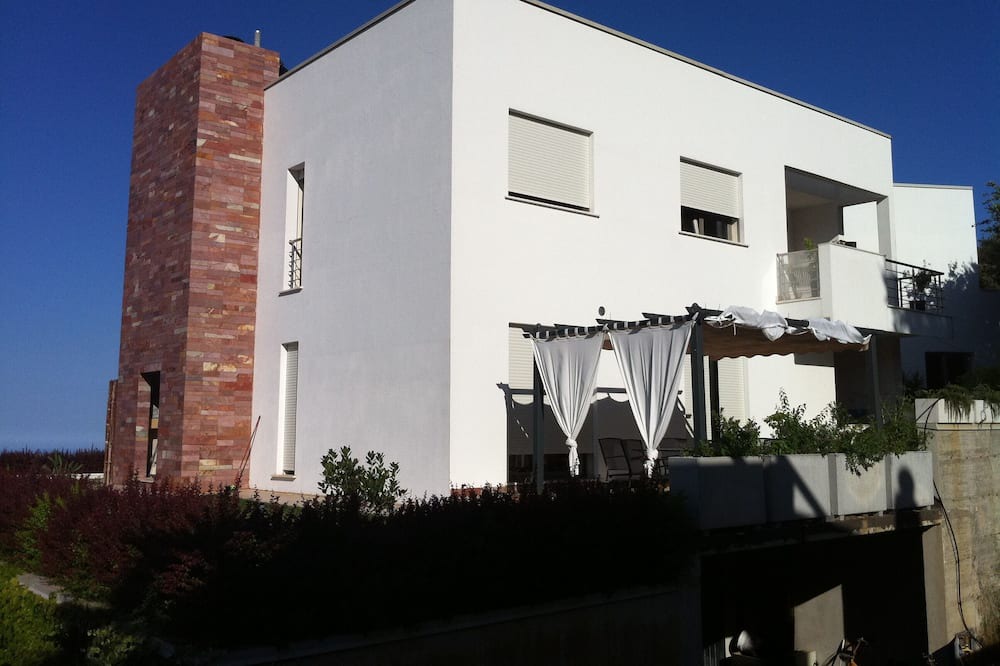 Photo of Outdoor in Lanusei